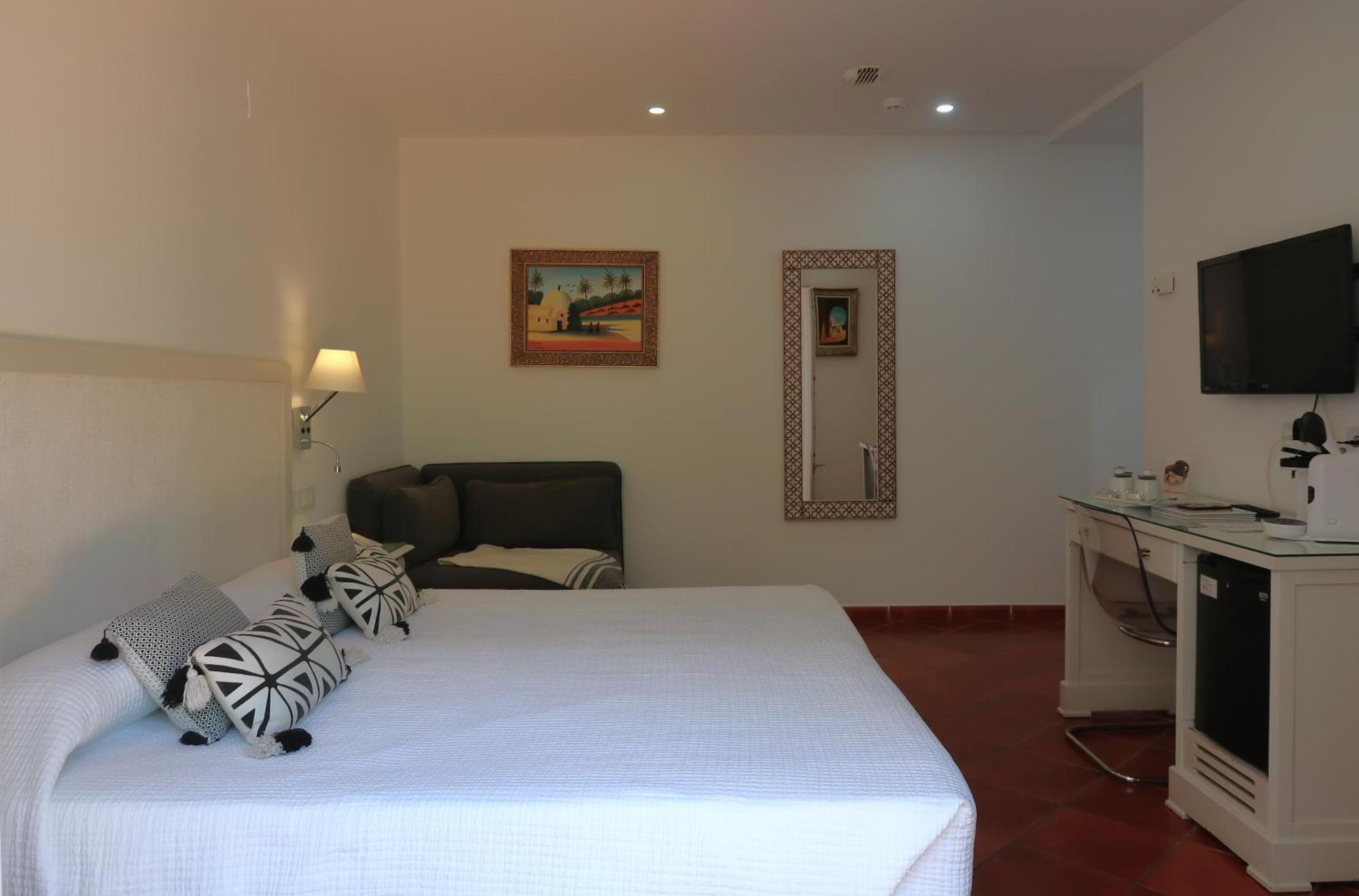 Hotel Malaga Picasso Exterior foto